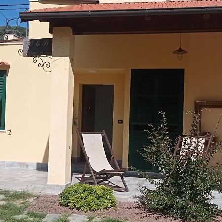 I Campi Di Lino Bed & Breakfast Finale Ligure Exterior photo