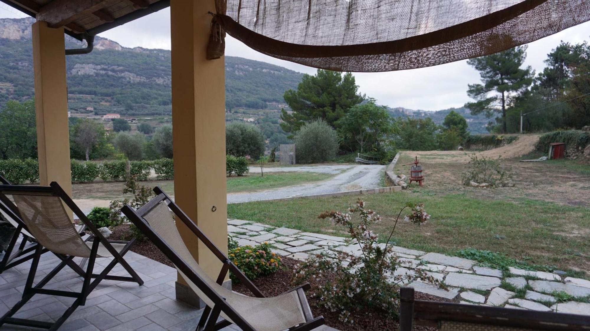I Campi Di Lino Bed & Breakfast Finale Ligure Exterior photo